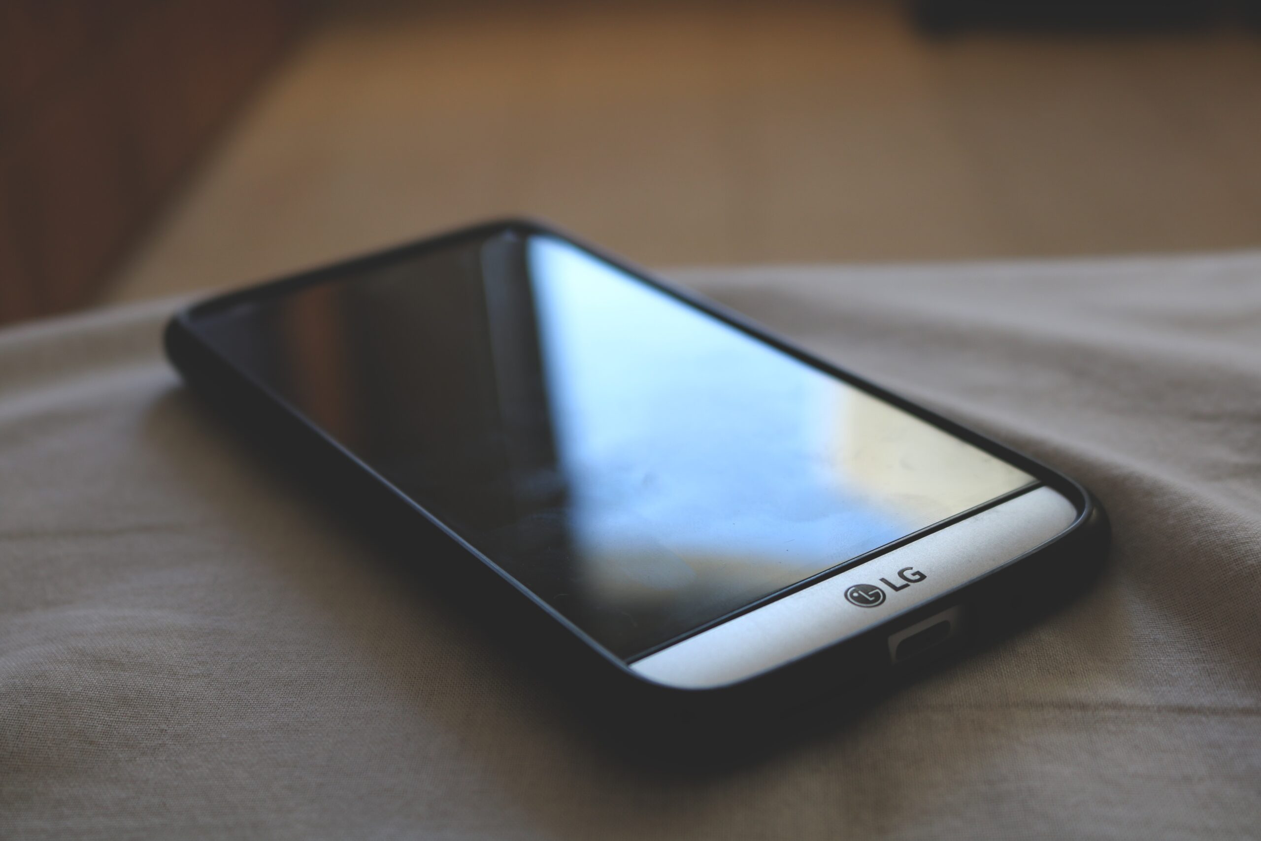 Call Service on a call phone