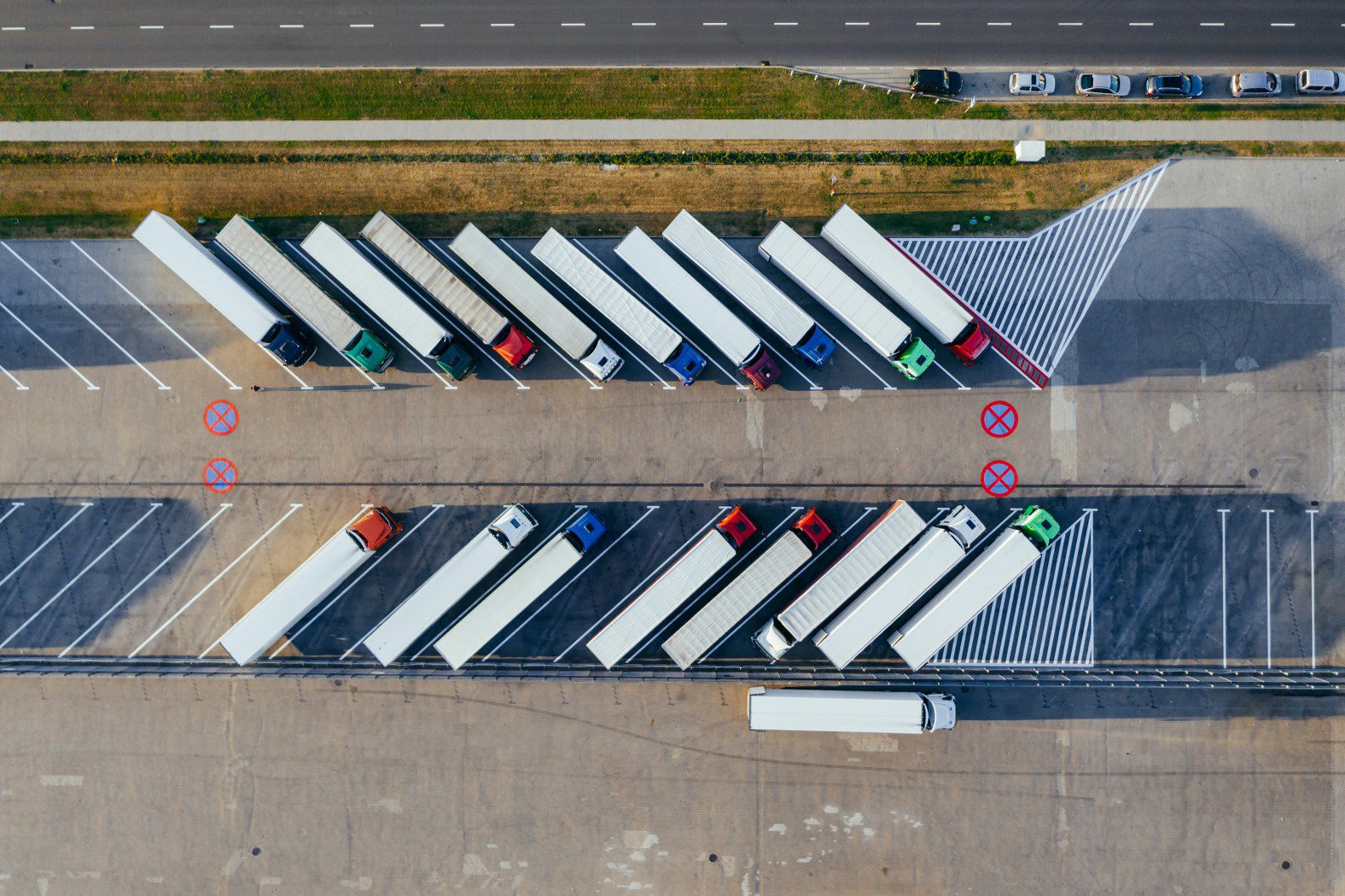 image of a busy logistics center in nevada that needs a reno answering service