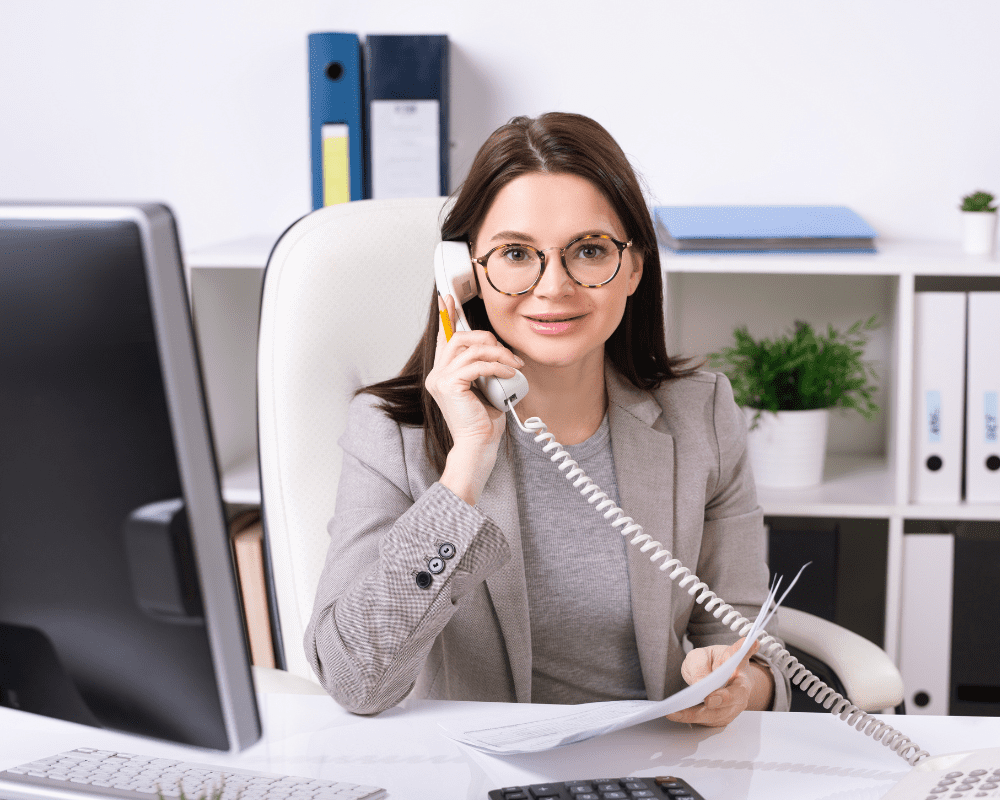 dentist answering service agent1